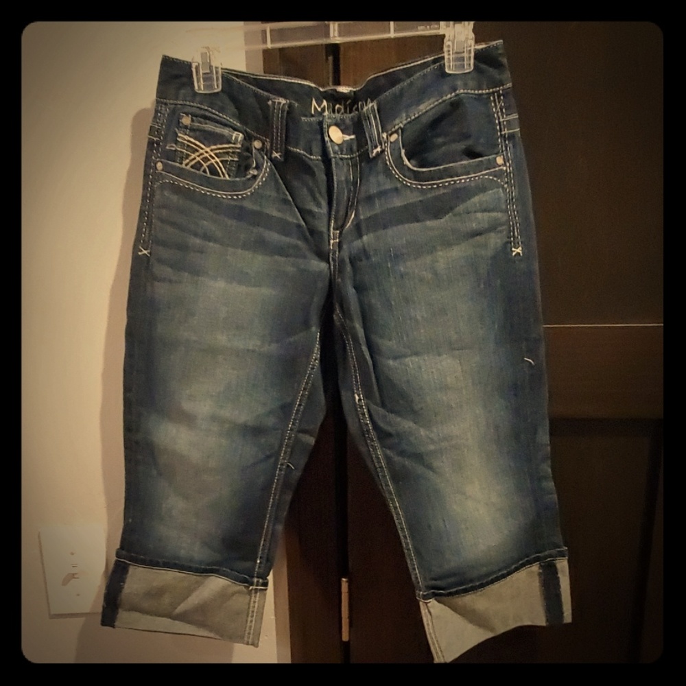 Women's capris